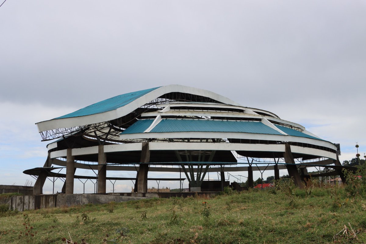 Roadside hawking of fish was risky as it was conducted in an unhygienic environment and a hazard to motorists, pedestrians and the traders themselves.
The market remains unutilized despite full funding for construction being disbursed.
 #uporajimashinani