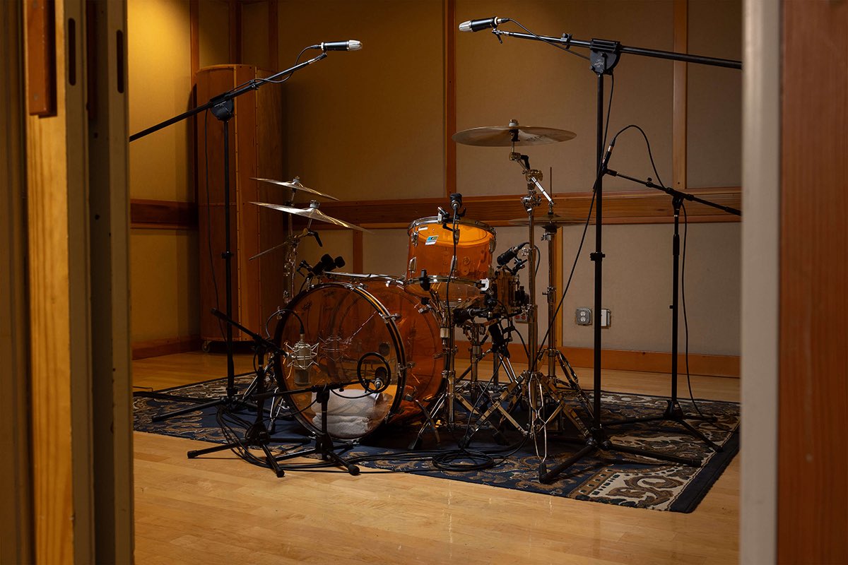 Lauten Audio at The UK Drum Show! 🥁

Head on over to the Drummer’s Review website to find out more! ⬇️

drummersreview.com/the-uk-drum-sh…

#LautenAudio #TheUKDrumShow #DrummersReview #Website #FindOutMore #Drummers #Review #DR <a href="/LautenAudio/">Lauten Audio</a>