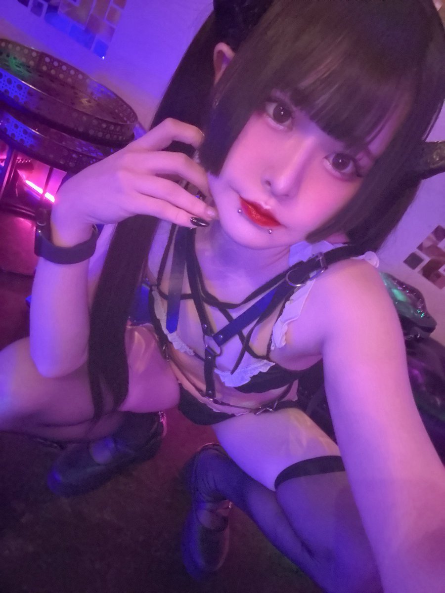 降臨してますー！
今日も待ってますぞい
<a href="/succubus_land/">サキュバスランド（サキュバスコンセプトアミューズメントバー）</a>
