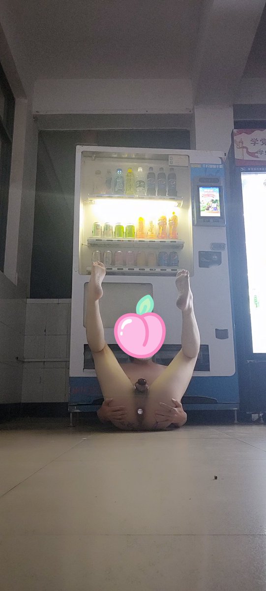 最喜欢半夜露出了捏♡汪汪♡♡
#伪娘 #人妖母狗 #伪娘肉便器 #雌畜 #性奴 #贞操锁 #男娼 #娼年 #贱奴 #sissy #露出