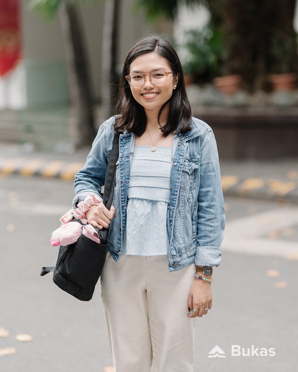 Para sa transferee na walang hiyang lumipat ng kurso o school kahit umulit sa umpisa para sundin ang pangarap, tuloy lang. Makaka-graduate ka rin. ‘Di ka alone with Bukas. 💪🏻

#SayoAngBukas #MoreThanJustALoan #Transferee