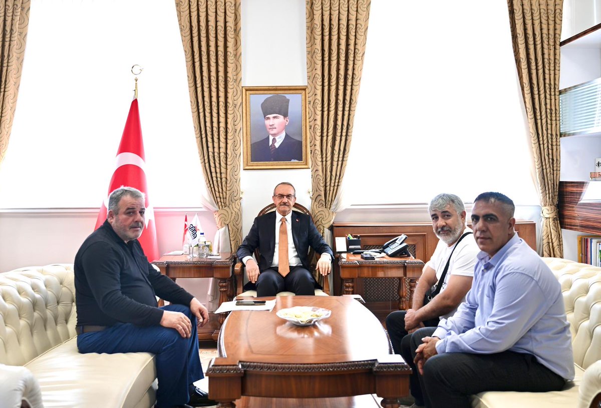 #Malatya Mobilyacılar Odası Bşk. Murat Dilekli ve Beraberindeki Heyete Ziyaretleri İçin Teşekkür Ederim.
Mobilyacı Esnafının Sorun ve Taleplerini Ele Aldık.