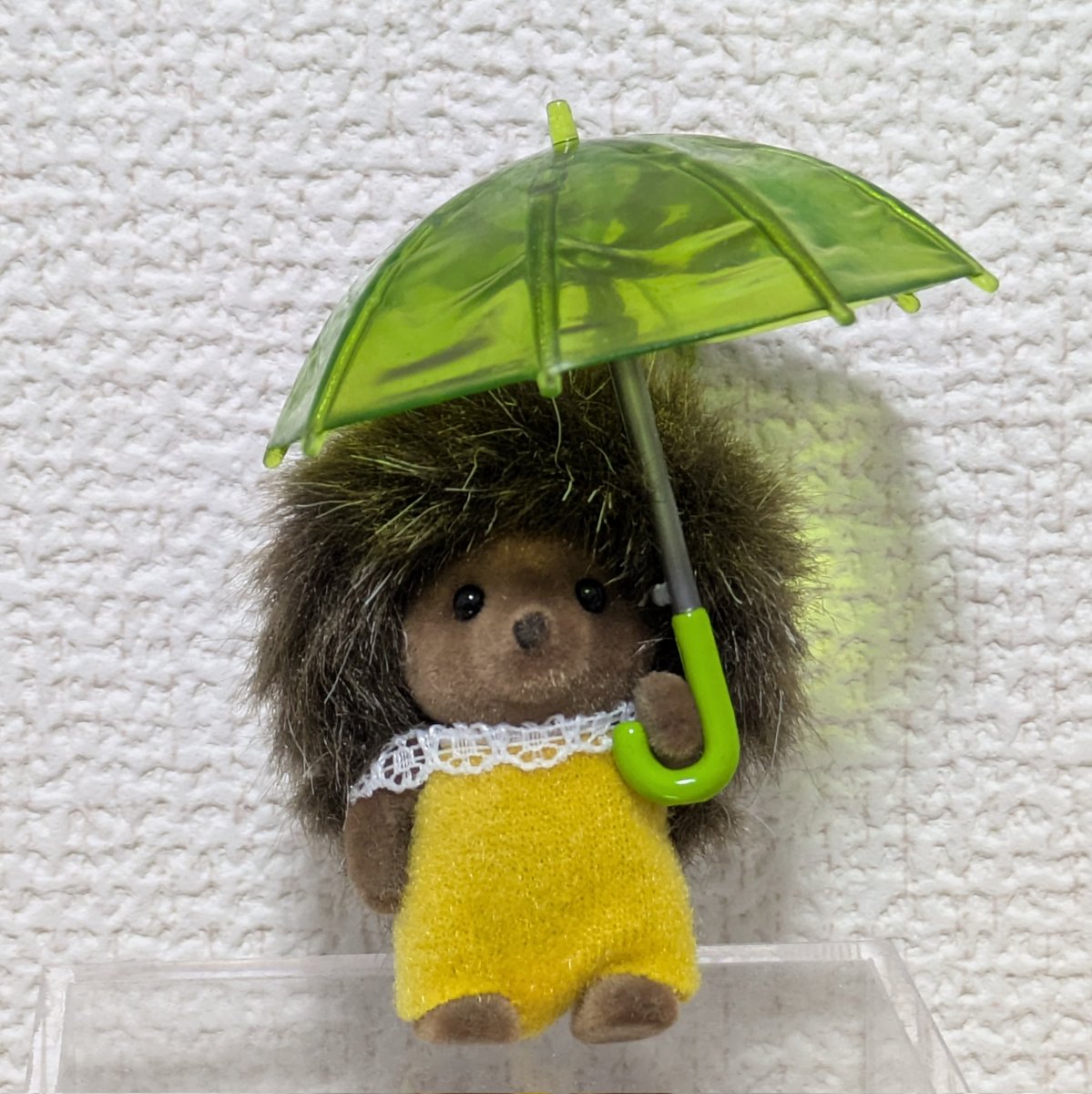 ちいさな雨傘を差して☂️

#シルバニア #シルバニアファミリー