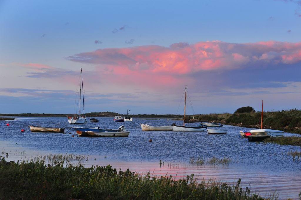 visitwestnorfolk.com/.../tourist...…
London to King's Lynn in under two hours by train - Why not leave the car at home and treat yourself to a relaxing mini break? Once you're here we have a well-connected bus network to take you further into west Norfolk and beyond.  (1)
#unlondon