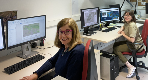 mncn_csic's tweet image. #NaturalMente 📊🗺️ 'BiLab. El laboratorio de Biogeografía Informática'. Las responsables de este servicio del #MNCN os describen su labor y cómo pueden ayudar a mejorar la gestión de los datos de campo y su presentación para que sean comprensibles.
👉revista.mncn.csic.es/nm46/14-15/