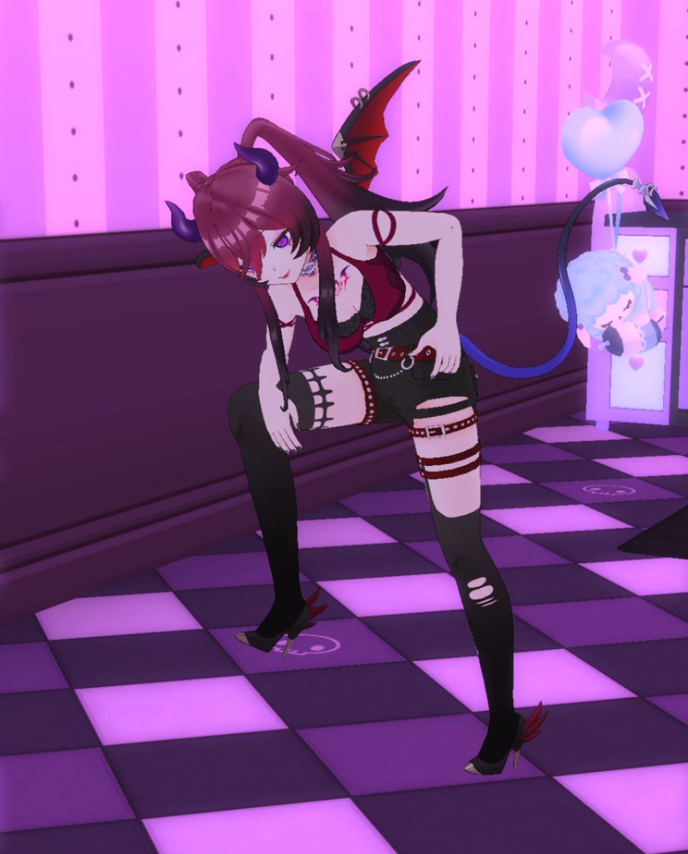 今日のポーズこれできる素材用に何も無いのも貼っとく