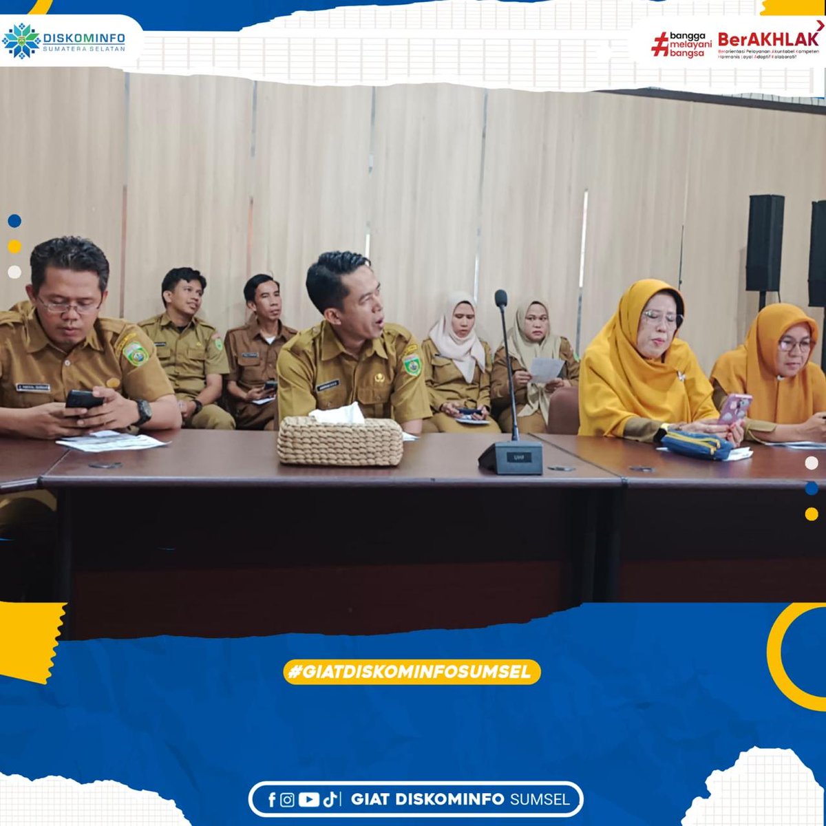 sumsel_maju's tweet photo. Kasubbag Umum dan Kepegawaian, Agtudavina,S.STP.,https://t.co/OCATCgXM0R dan Kasi PMIP, Azim Baidillah,S.H.,M.H. Beserta Seluruh Karyawan, Karyawati Diskominfo Prov.Sumsel Menghadiri Sosialisasi Pegadaian “Cerdas Investasi Masa Depan Pasti”, (Selasa,8/7/2025). https://t.co/8sM86kduA8