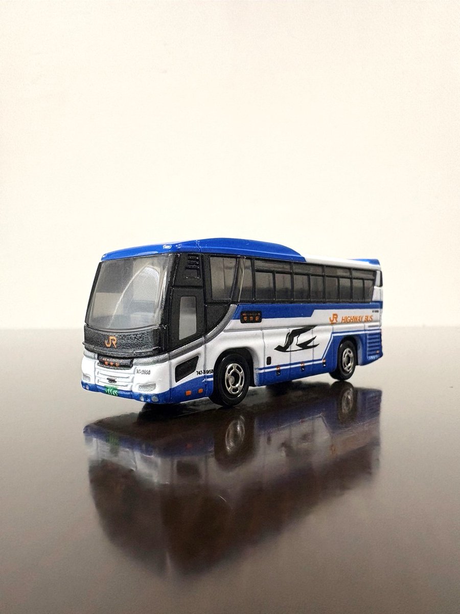 JRバス関東　1/80名神高速道開業記念カラー「青いつばめ」 JRバス関東 1/80名神高速道開業記念カラー「青いつばめ」 - メルカリ