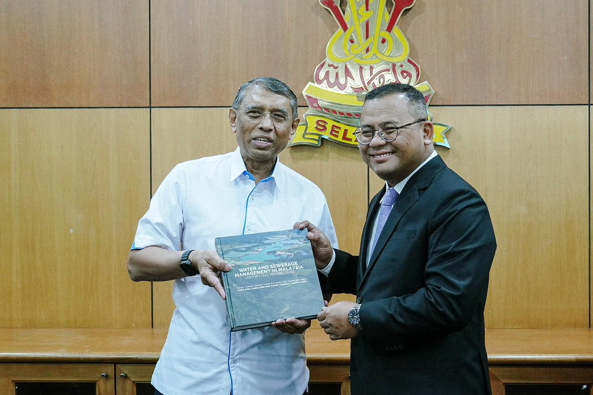 Sebelum Sidang DUN bermula, saya menerima kunjungan daripada Pengerusi SPAN dan menghadiri Sesi Libat Urus bersama Pengurusan Air Selangor bagi membincangkan isu kawal selia air di Selangor.

Pertemuan ini turut menumpukan perbincangan kepada usaha meningkatkan kualiti air dan