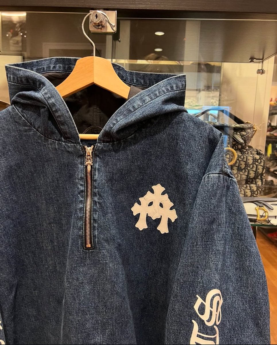 Shtreetwear's tweet photo. Chrome Hearts Denim Anorak https://t.co/hDPXE3QwUN