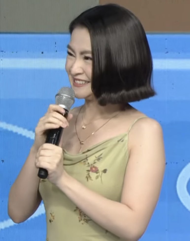 madyannexbarbie's tweet photo. May magandang bisita sa showtime! 

#ShowtimeGuestHostBarbie | Barbie Forteza https://t.co/HMq3vl7Az8