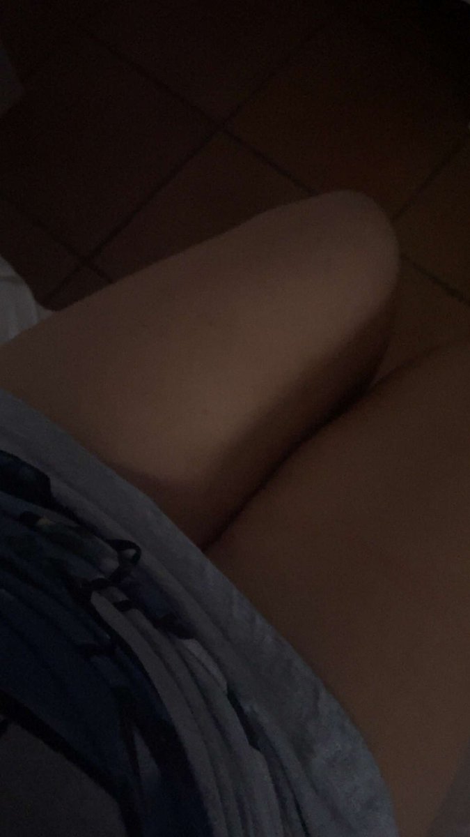 36Bandito's tweet photo. Welche fotze ist da für eine Session?🎀🐶
#paypig #findom #zahlschwein #paypig https://t.co/AxpLLjafd0