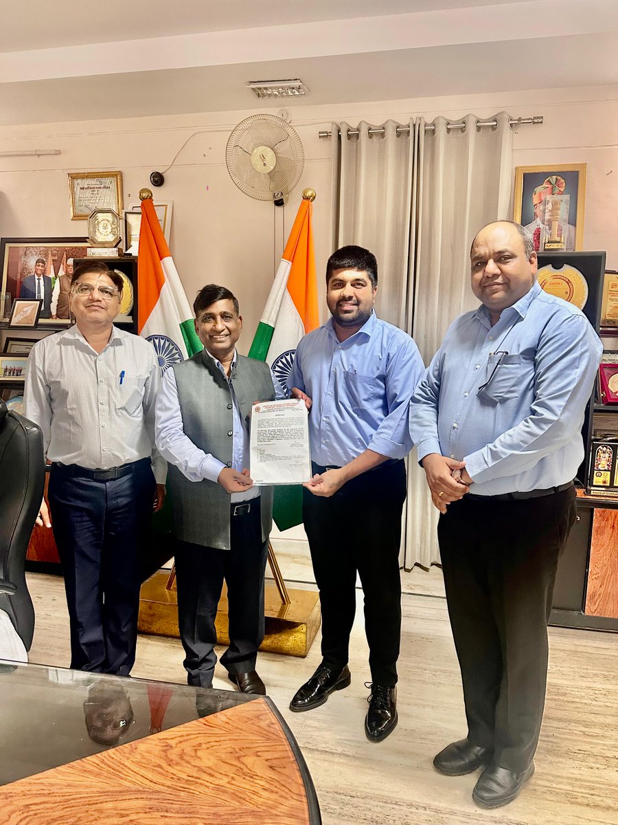 PIET_Jaipur's tweet photo. Poornima Institute of Engineering & Technology is now an Autonomous Institute
A proud milestone that marks the beginning of a new chapter in academic excellence.
#poornimainstitute #autonomousinstitute #futureofeducation #engineeringexcellence #naacaccredited #poornimajaipur https://t.co/4YBQZ6T6aE