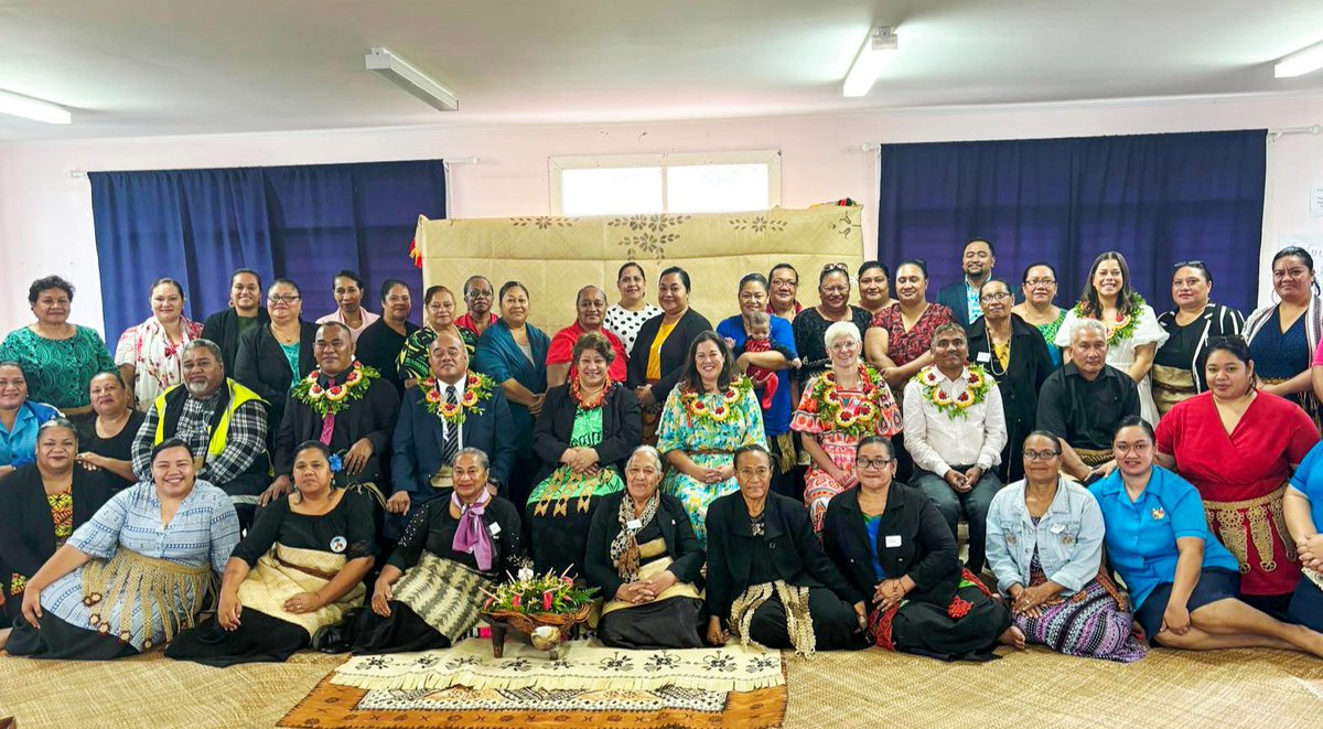 UNICEFPacific's tweet image. 👏👏 Congratulations to Tonga’s 🇹🇴 Ministry of Health on the launch of the Vaccine Champion Programme!
As part of this initiative, community leaders will be trained as Vaccine Champions to advocate for the HPV vaccine, helping to boost vaccine confidence.