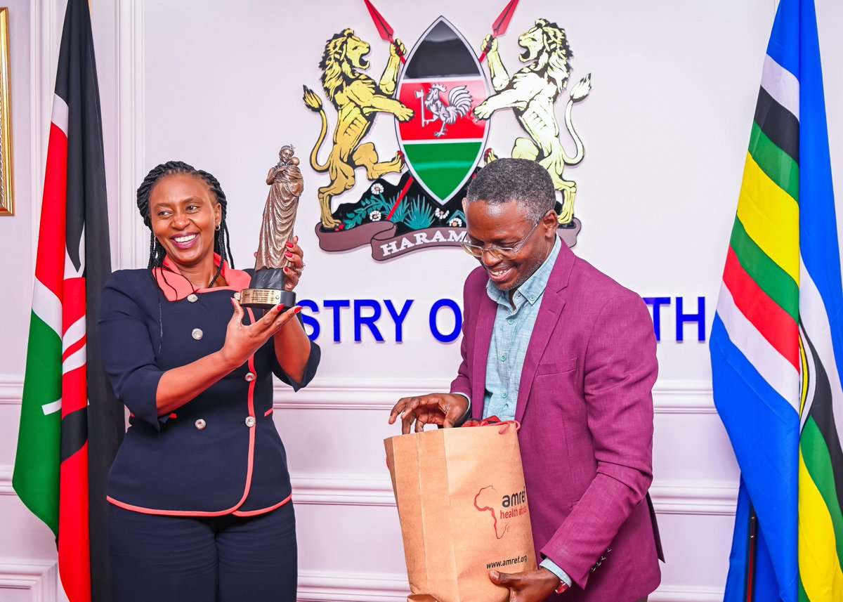 Amref_Kenya's tweet image. The Principal Secretary for Public Health and Professional Standard @psmuthoni, has called for enhanced coordination among development partners to ensure that all health investments in Kenya are strategic, impactful, and sustainable, particularly in light of shifting donor…