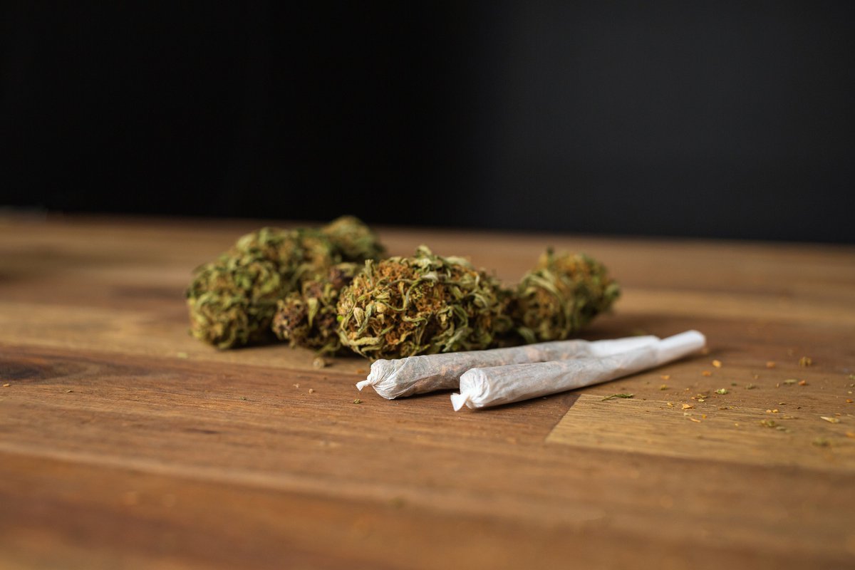 Op last van de gemeente sluit Coffeeshop 't Keldertje vanaf 16 juli voor drie maanden. De reden voor de sluiting is de verkoop van softdrugs aan een minderjarige: kampen.nl/burgemeester-s…