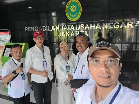 Fitnah dan ketidak adilan Mendes  <a href="/YandriSusanto/">Yandri Susanto</a>  di uji di PTUN, TPP eks Caleg PHK tidak mingkem.
#pendampingdesamenggugat. 
@⁨~KEMENDES⁩
<a href="/prabowo/">Prabowo Subianto</a>
Smg Dimudahkan