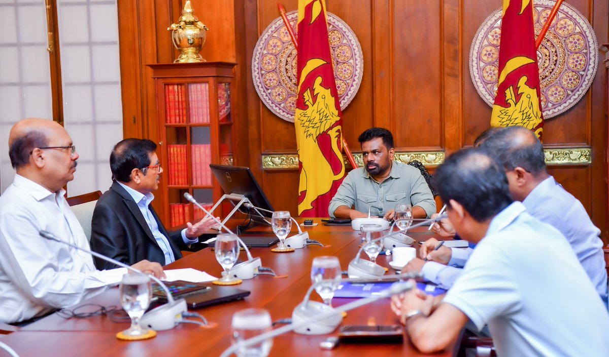 anuradisanayake's tweet image. This morning, I engaged in a constructive discussion at the Presidential Secretariat with key representatives involved in the recent reduction of U.S.-imposed tariffs—from 44% to 30%. We deliberated on the strategic steps our government will take moving forward in response to…