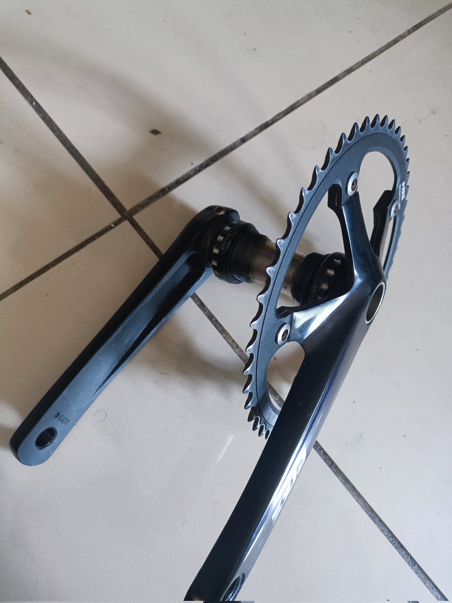 tongkuat's tweet image. Crankset pizz 49t minat wa 082220270471
Lokasi Semarang #fnfjb #pizz
