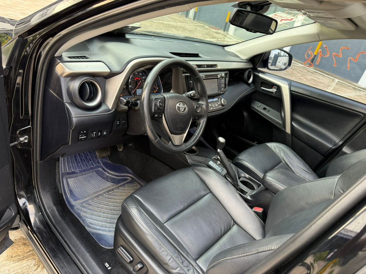 JojoAutos's tweet image. UPDATE‼️UPDATE‼️UPDATE ‼️
Dont sleep on this♨️ !!!!
*I Have Tokunbo Toyota RAV4 2015 Limited Edition* 🔥🔥🔥🔥
*✅Thumbstart*
*✅Accident Free*
*✅Sunroof*
*✅Leather Seat*
Price 25M ONLY
Location- lagos