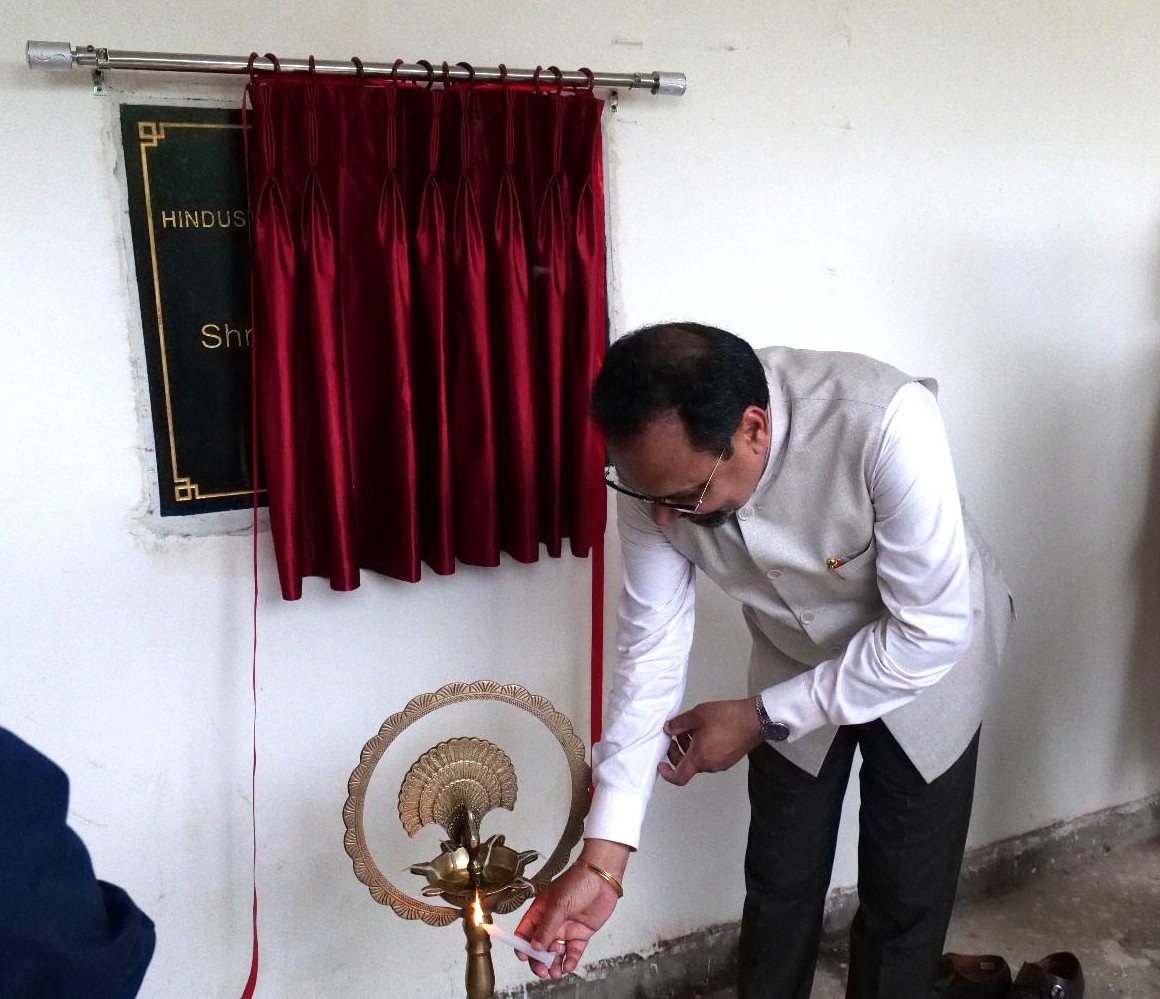 HURL_INDIA's tweet image. HURL proudly unveils its state-of-the-art Training Centre at Gorakhpur, inaugurated by Dr. S.P. Mohanty, MD-HURL, in the presence of senior officials.

A step forward in fostering continuous learning, skill development &amp;amp; professional excellence.

#TeamHURL #SkillBuilding