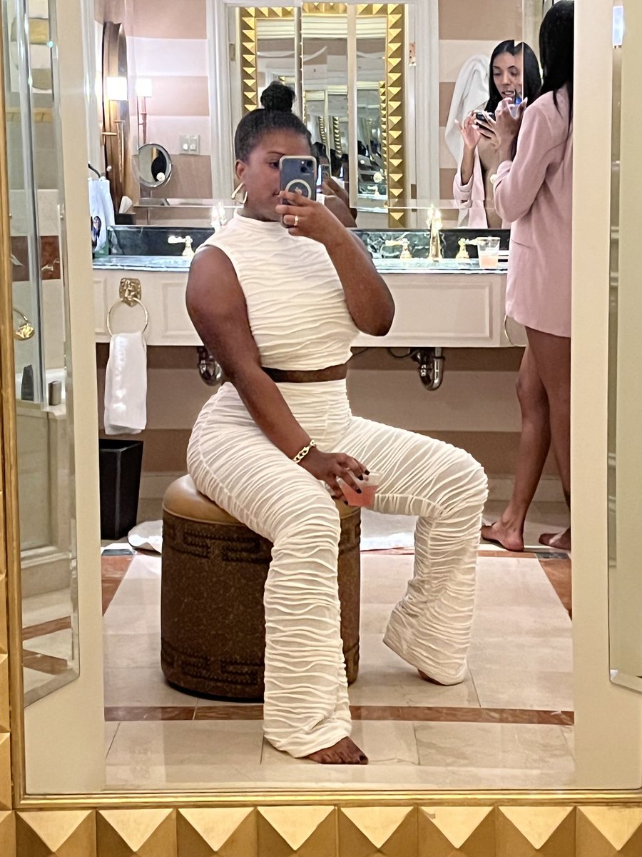 fabiolathefelon's tweet photo. https://t.co/4hgoyuOVTM