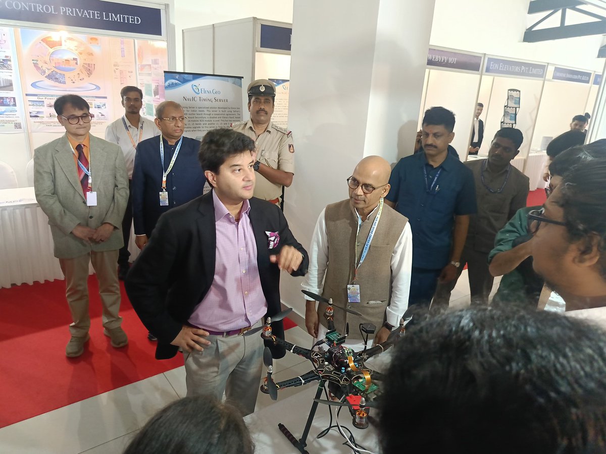 Visvesvaraya Technological University (Official) (@vtu_official_pr) on Twitter photo Shri <a href="/JM_Scindia/">Jyotiraditya M. Scindia</a> inaugurated the <a href="/VTU_VRIF/">Visvesvaraya Research & Innovation Foundation</a> <a href="/TCOEINDIA/">TCOE India </a> (VTU-VRIF-TCOE) Hub and Spoke Centre of Excellence today at Nagarbhavi Campus
<a href="/DoT_India/">DoT India</a> Shri <a href="/JM_Scindia/">Jyotiraditya M. Scindia</a> inaugurated the <a href="/VTU_VRIF/">Visvesvaraya Research & Innovation Foundation</a> <a href="/TCOEINDIA/">TCOE India </a> (VTU-VRIF-TCOE) Hub and Spoke Centre of Excellence today at Nagarbhavi Campus
<a href="/DoT_India/">DoT India</a>