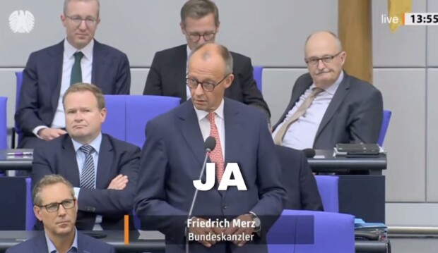 Beatrice von Storch (AfD): **„Ich frage Sie, ob Sie es mit Ihrem Gewissen vereinbaren können, Frau Brosius‑Gersdorf zu wählen, für die die Würde eines Menschen nicht gilt, wenn er nicht geboren ist? Frau Brosius‑Gersdorf hat gesagt, dass ein Kind, das neun Monate alt ist, zwei