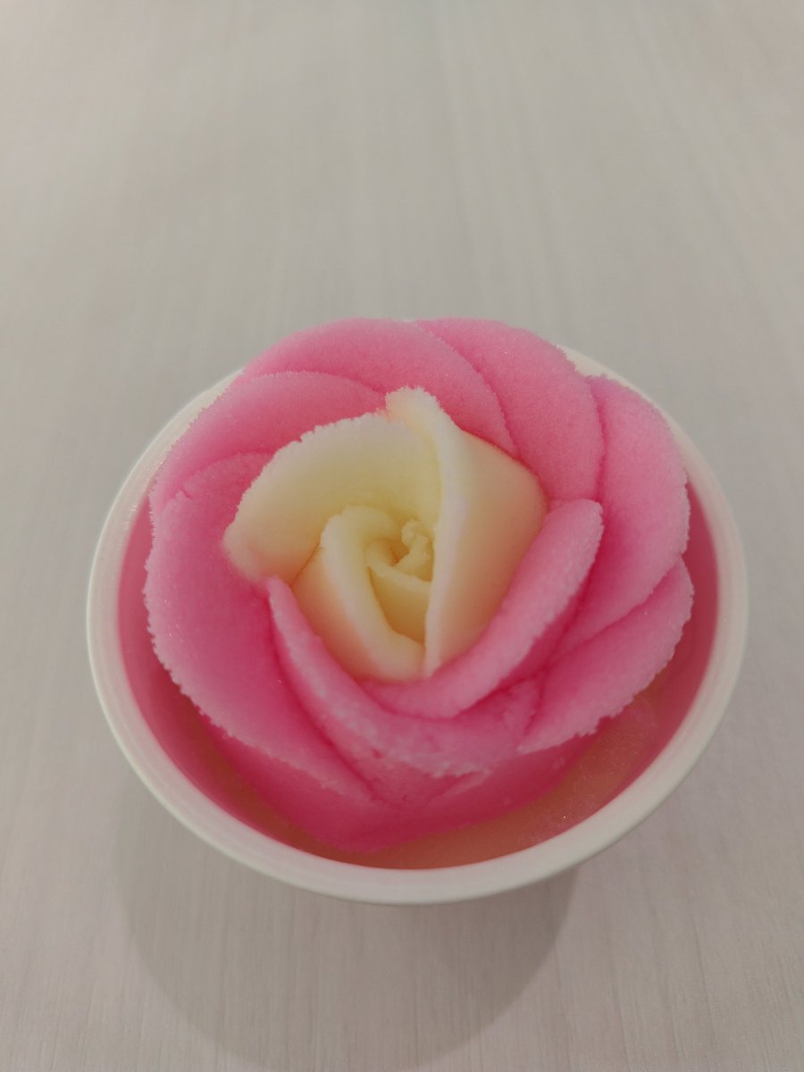 cocolo80533765's tweet photo. 秋田名物ババヘラアイス
買ってŧ‹"ŧ‹"(・ч・)ŧ‹"ŧ‹"
お上品に甘い(*´꒳`*) https://t.co/2A9ANnObbm