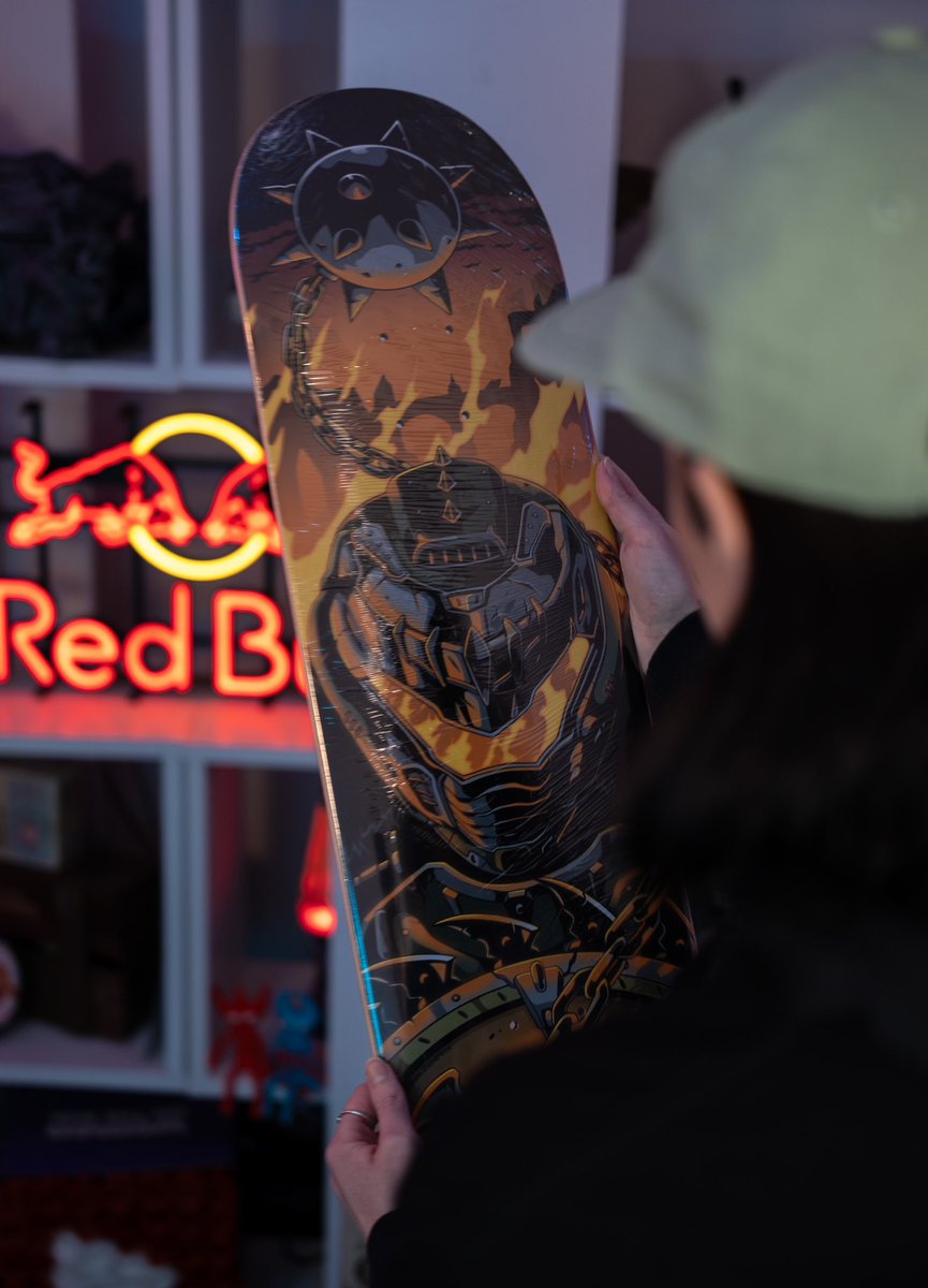 imfallfromgrace's tweet image. Coolest crossover ever?? @TonyHawkTheGame sent me a DOOM Skate Deck 🤩🤩🤩
LIVE NOW on Twitch playing Tony Hawk’s Pro Skater 3 + 4 in Early Access! 🤘🏼🔥
#ad #THPS34 (link in bio)