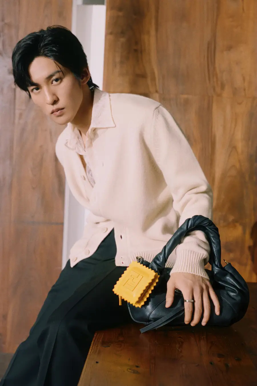 FENDI ラッピー　目黒蓮さん着用　即決OK FENDI ラッピー 目黒蓮さん着用 即決OK