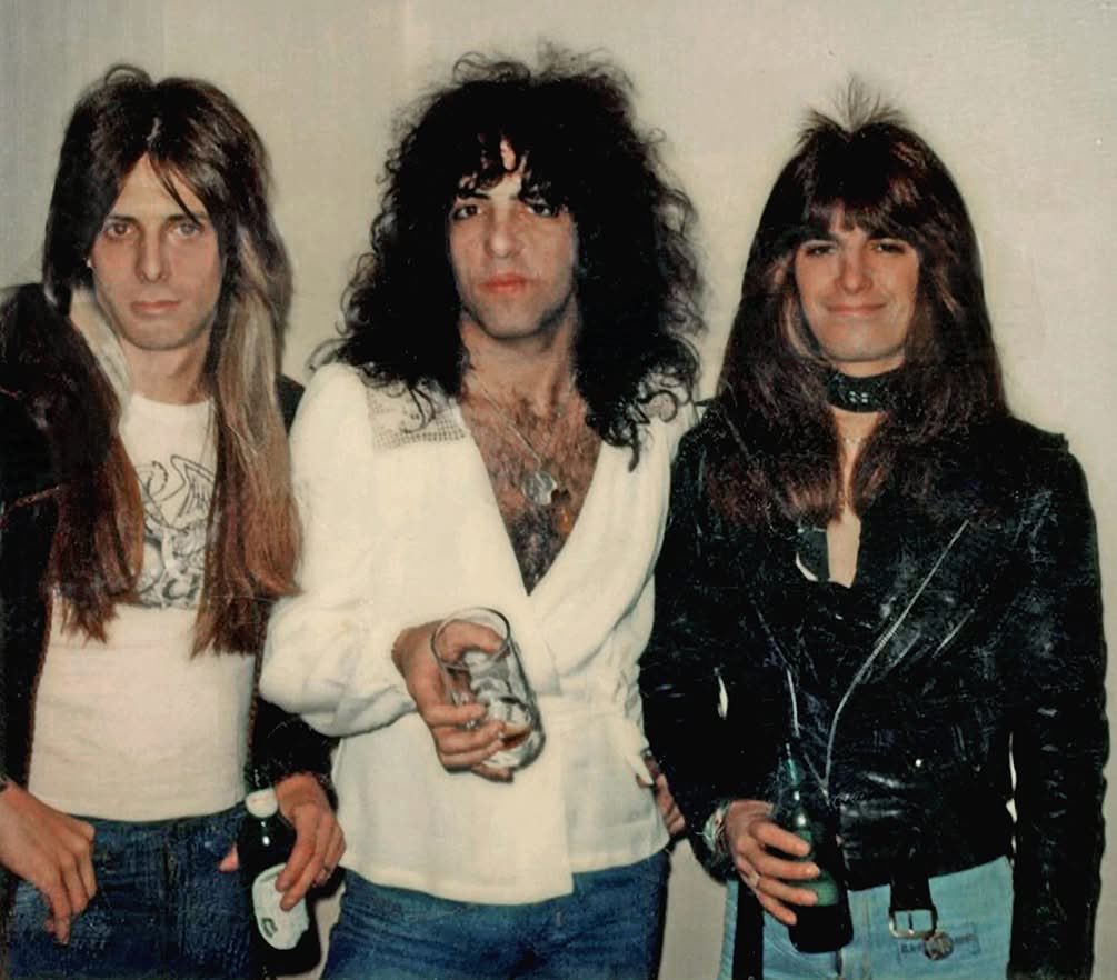 MKissfan's tweet photo. Paul Stanley with a couple members of ANGEL-Gregg Giuffria and Punky Meadows. #PaulStanley #kissarmy #kissnation #KISSTORY #angelband #punkymeadows https://t.co/hb1UKr3hOL