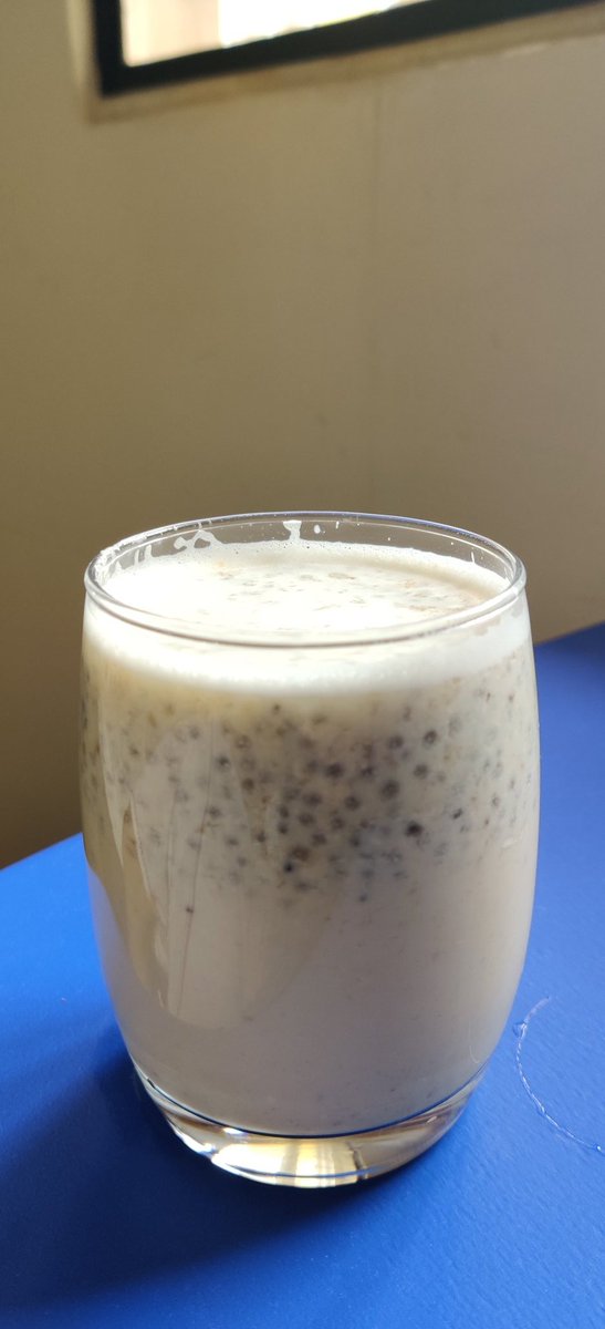 Protein shake under Rs.20

Chia seed, Almond, Fresh grounded coconut milk, Banana, Sundried rose leaves, and Honey