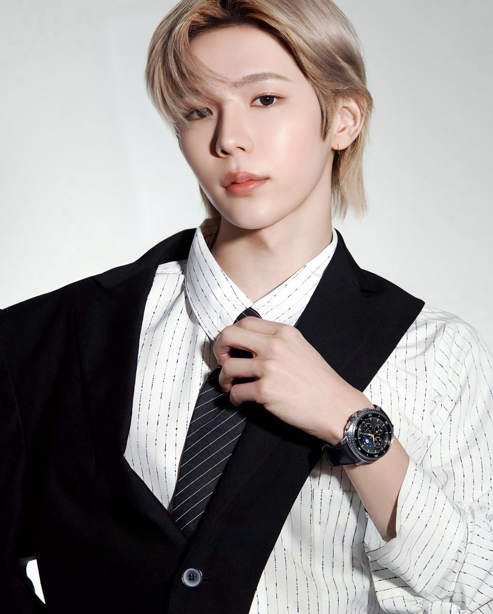 lemon_nuna22's tweet photo. 【ロゴ除去】【4K待ち受けサイズ】
RIIZE GALAXY WATCH
#ショウタロウ #SHOTARO #LEMON4K https://t.co/nGxZl7h06v