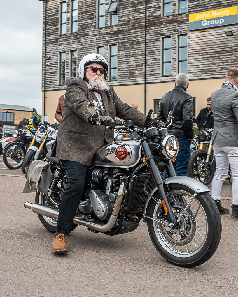 Say hello to Cambridge’s bearded maestros on their vintage BSA's with snappy tweed and a flair for classic style

📸 James Catley <a href="/j/">j</a>.c.moto 
🌍 Cambridge, England
