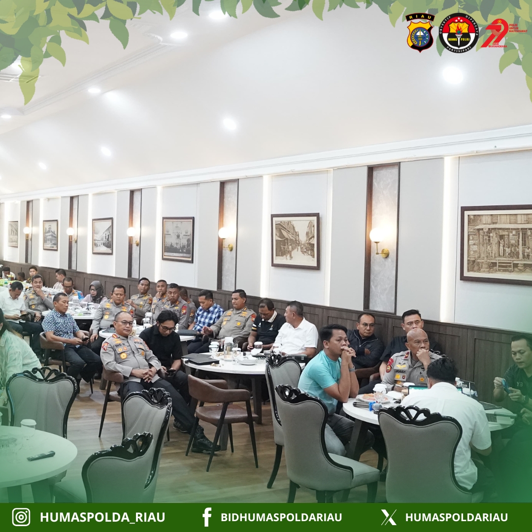 Kapolda Riau Pimpin Rapat
Kesiapan Kedatangan Kapolri

#HariBhayangkara79
#PolriUntukMasyarakat
#RBRun2025
#PoldaRiau
#MelindungiTuahMenjagaMarwah
#Presisi
#RiauLestari
#BhayangkaraUntukNegeri
#RiauBhayangkaraRun2025
#FunRunToRiauBhayangkaraRun2025
#SaveTessoNilo