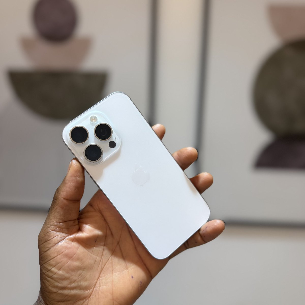 smartphonehub2's tweet photo. Deal Post 

iPhone 16 pro 512gb : 100BH ( 100cc) , apple warranty till May 2026

Price : N1,680,000🥰🥰🥰

Pray for Chelsea #GalaxyAI #FIFACWC #RealMadrid #PSGREAL #SquidGame3 https://t.co/YtfB0qdDcg