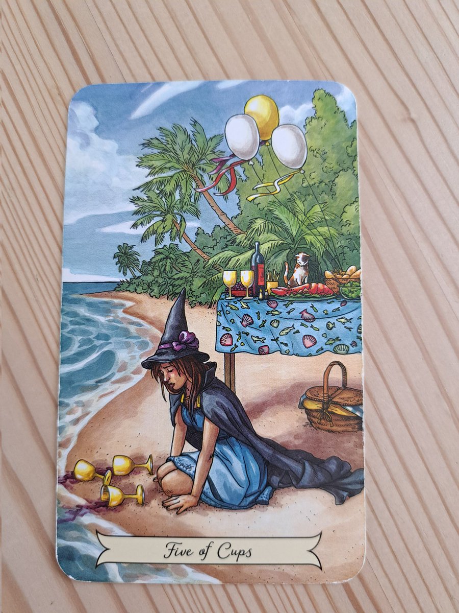 Laurajk32's tweet image. Today's card is 5 of Cups
Life doesn't always go to plan. But plans can be changed, the past cannot.
#plan #change #regret #life
#tarot #tarotmessage #LauraJK32