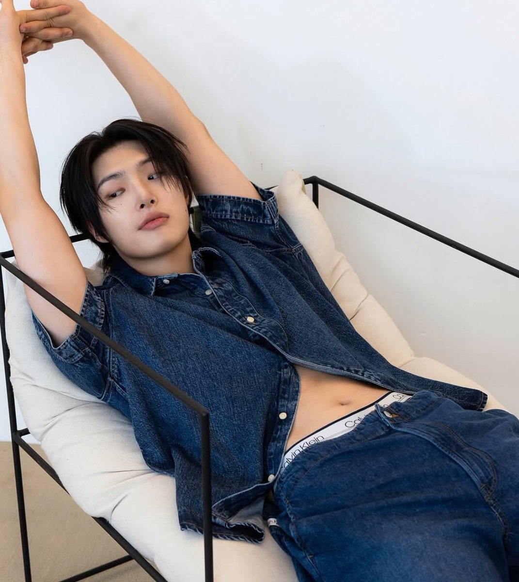 minkifixon's tweet photo. WHAT THE FUCK SONG MINGI???!!!!! https://t.co/3wMlYZMl8G