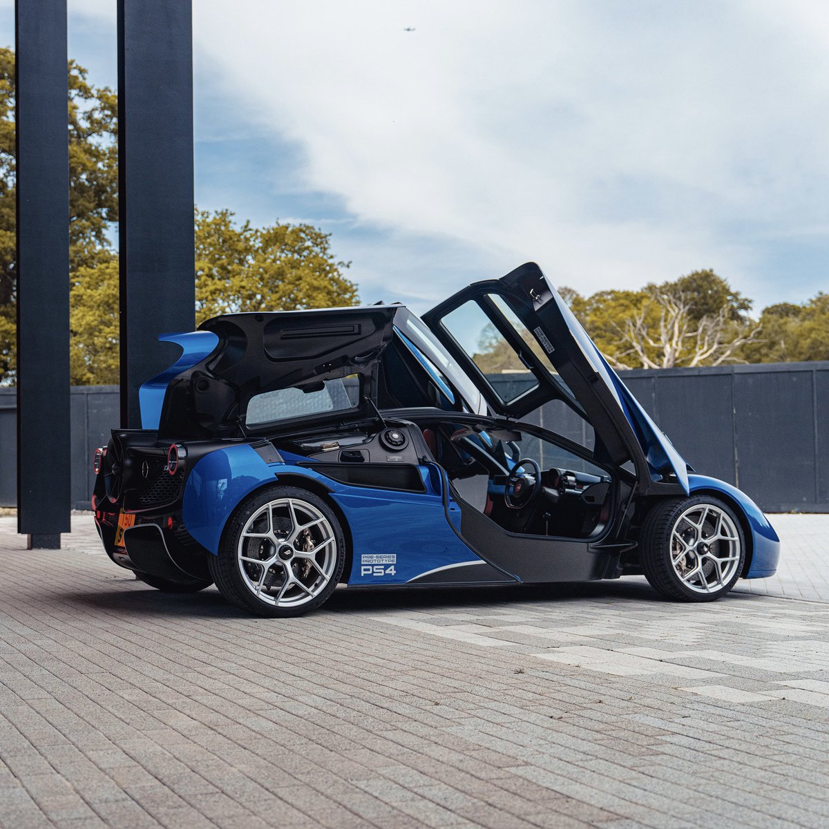 ‘Next on the agenda for GMA is a prestigious starring role at this week’s Goodwood Festival of Speed.’

I go behind the scenes at Gordon Murray Automotive and interview its first employee and CEO, Phillip Lee.

New today on Robb Report: robbreport.com/motors/cars/in…