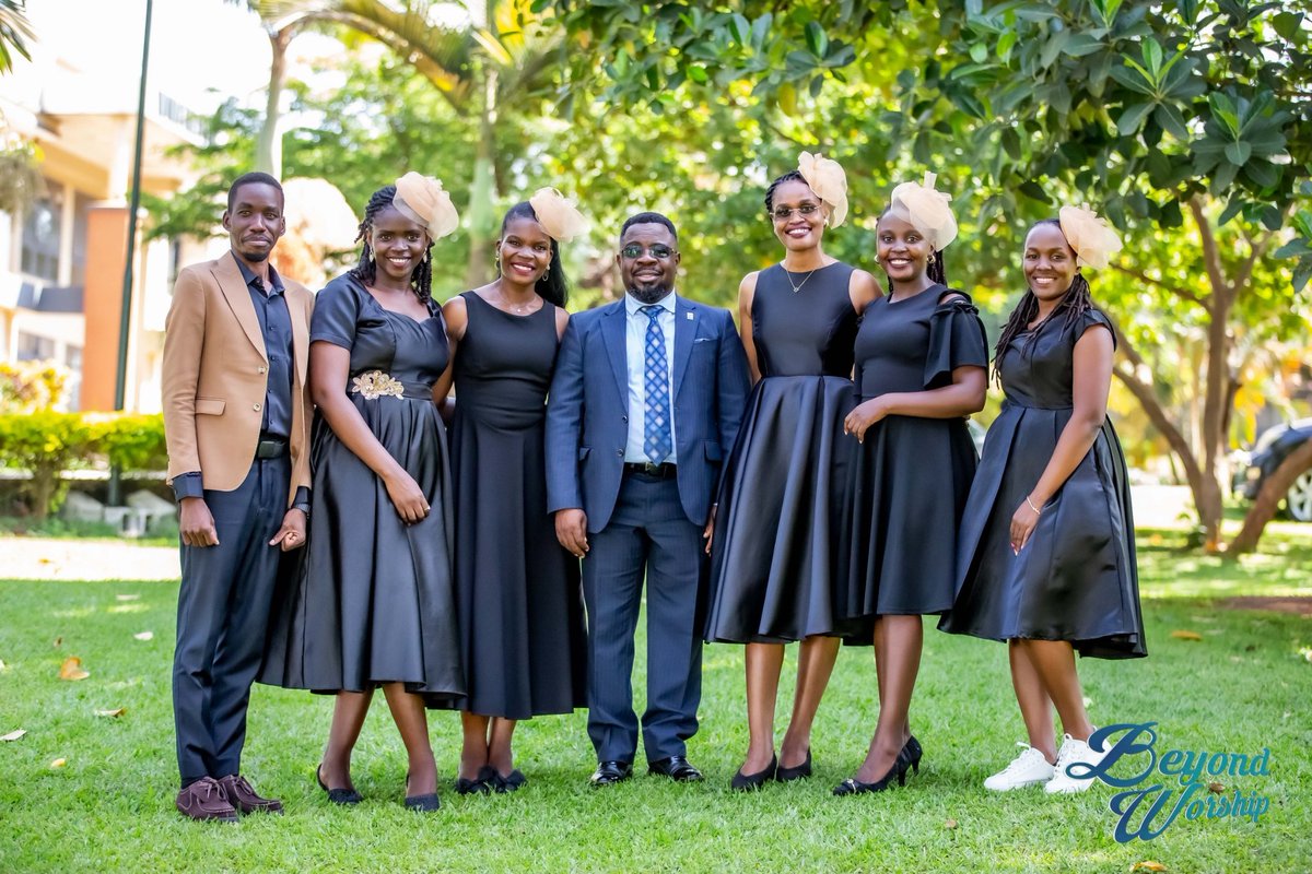 worshipbeyondug's tweet image. Romans 8:15 kJV*
And how shall they preach, except they be sent? as it is written, How beautiful are the feet of them that preach the gospel of peace, and bring glad tidings of good things.

#beyondworshipug #itisworking #Fortportalmission