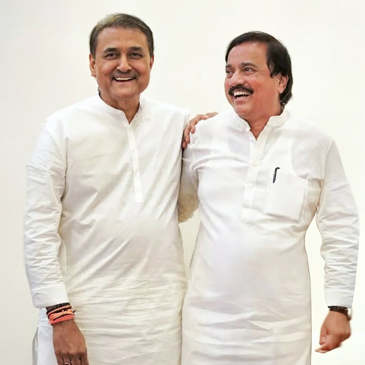 Praful Patel (@praful_patel) on Twitter photo рд░рд╛рд╖реНрдЯреНрд░рд╡рд╛рджреА рдХрд╛рдБрдЧреНрд░реЗрд╕ рдкрдХреНрд╖рд╛рдЪреЗ рдкреНрд░рджреЗрд╢рд╛рдзреНрдпрдХреНрд╖, рдорд╛рдЭреЗ рд╕рд╣рдХрд╛рд░реА, рдЦрд╛рд╕рджрд╛рд░ рдорд╛. рд╢реНрд░реА. рд╕реБрдиреАрд▓ рддрдЯрдХрд░реЗ рдЬреА рдпрд╛рдВрдирд╛ рд╡рд╛рдврджрд┐рд╡рд╕рд╛рдЪреНрдпрд╛ рдордирдГрдкреВрд░реНрд╡рдХ рд╢реБрднреЗрдЪреНрдЫрд╛! рдЖрдкрдгрд╛рдВрд╕ рдпрд╢, рдЙрддреНрддрдо рдЖрд░реЛрдЧреНрдп рдЖрдгрд┐ рджреАрд░реНрдШрд╛рдпреБрд╖реНрдп рд▓рд╛рднрд╛рд╡реЗ, рд╣реАрдЪ рдИрд╢реНрд╡рд░ рдЪрд░рдгреА рдкреНрд░рд╛рд░реНрдердирд╛.
<a href="/SunilTatkare/">Sunil Tatkare</a> #birthdaywishes рд░рд╛рд╖реНрдЯреНрд░рд╡рд╛рджреА рдХрд╛рдБрдЧреНрд░реЗрд╕ рдкрдХреНрд╖рд╛рдЪреЗ рдкреНрд░рджреЗрд╢рд╛рдзреНрдпрдХреНрд╖, рдорд╛рдЭреЗ рд╕рд╣рдХрд╛рд░реА, рдЦрд╛рд╕рджрд╛рд░ рдорд╛. рд╢реНрд░реА. рд╕реБрдиреАрд▓ рддрдЯрдХрд░реЗ рдЬреА рдпрд╛рдВрдирд╛ рд╡рд╛рдврджрд┐рд╡рд╕рд╛рдЪреНрдпрд╛ рдордирдГрдкреВрд░реНрд╡рдХ рд╢реБрднреЗрдЪреНрдЫрд╛! рдЖрдкрдгрд╛рдВрд╕ рдпрд╢, рдЙрддреНрддрдо рдЖрд░реЛрдЧреНрдп рдЖрдгрд┐ рджреАрд░реНрдШрд╛рдпреБрд╖реНрдп рд▓рд╛рднрд╛рд╡реЗ, рд╣реАрдЪ рдИрд╢реНрд╡рд░ рдЪрд░рдгреА рдкреНрд░рд╛рд░реНрдердирд╛.
<a href="/SunilTatkare/">Sunil Tatkare</a> #birthdaywishes