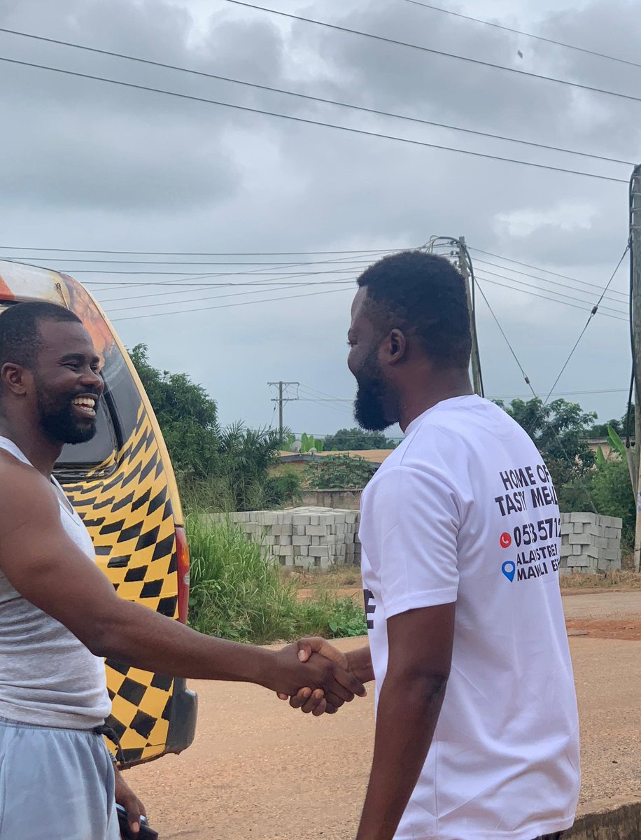 EstateKitchen's tweet photo. Efo Kodjo of Feels94 chopbar  passed through Estate Kitchen yesterday as part of his tour of the Volta Region. It was a beautiful moment of connection, good food, and shared laughter with the Estate Kitchen team ❤️
#VisitVolta
#EstateKitchen
#Feels94Chopbar https://t.co/nf8ob59SBM