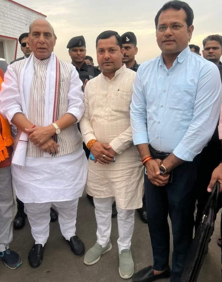भारतीय जनता पार्टी के वरिष्ठ नेता एवं भारत के रक्षा मंत्री माननीय श्री <a href="/rajnathsingh/">Rajnath Singh</a> जी को जन्मदिवस की हार्दिक शुभकामनाएं। 

आप दीर्घायु एवं स्वस्थ रहें ऐसी मेरी ईश्वर से प्रार्थना है ।