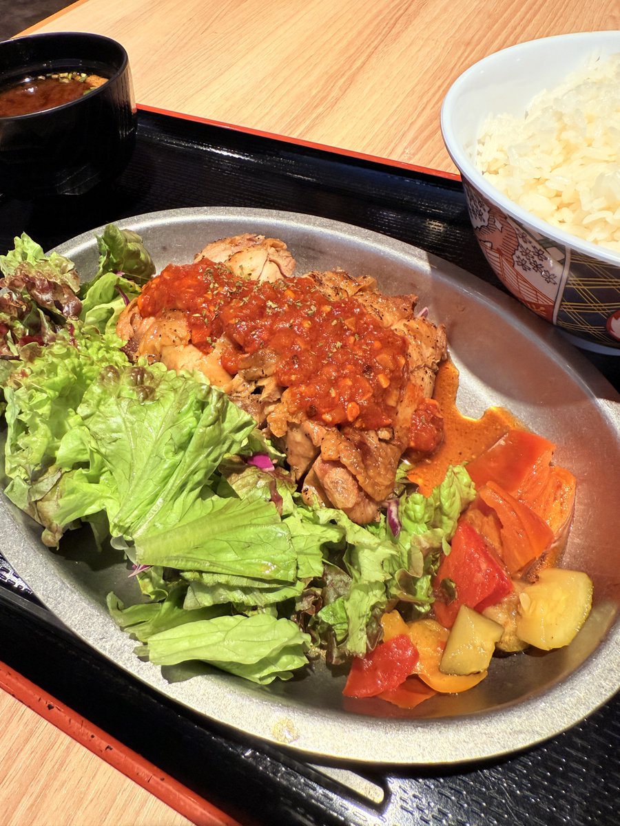 少し遅めのお昼ごはん！
#ももはのお出かけ