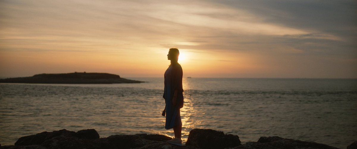 Happy SORE day!!! Ngga kaget pas liat aplikasi bioskop tadi pagi, SORE layarnya dapet dikit banget. Segerakan nonton aja di hari-hari awal, yang lain masih akan ada sampai minggu depan. Ini belum tentu.