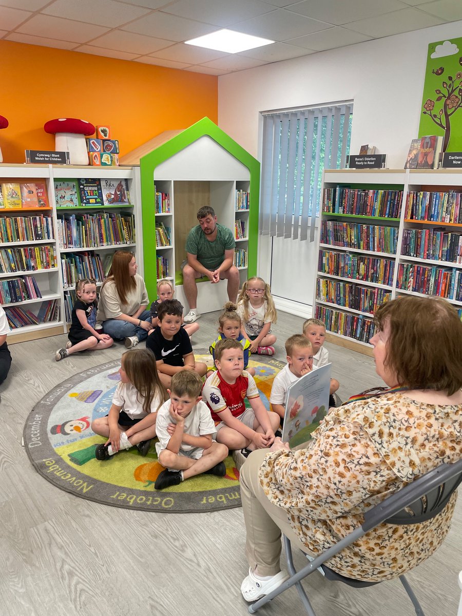 Dosbarth Coch tweet media