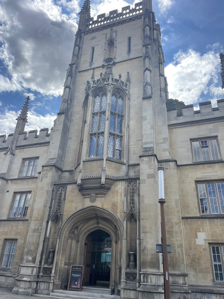 OxfordPublicity's tweet image. .@JHUPress is at day 3 of the British Society for the History of Science Annual Conference in Cambridge @BSHSNews.
Make sure you visit the exhibition & check out what's new in #history by the end of today!