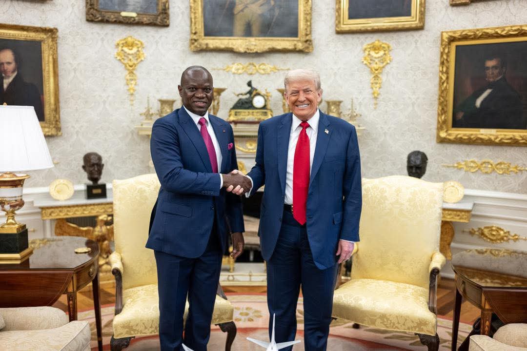 Brice Clotaire Oligui Nguema (@oliguinguema) on Twitter photo J’ai eu l’honneur de répondre à l’invitation du président <a href="/realDonaldTrump/">Donald J. Trump</a> à la Maison Blanche, et je me réjouis profondément de cette rencontre de haut niveau. J’ai eu l’honneur de répondre à l’invitation du président <a href="/realDonaldTrump/">Donald J. Trump</a> à la Maison Blanche, et je me réjouis profondément de cette rencontre de haut niveau.