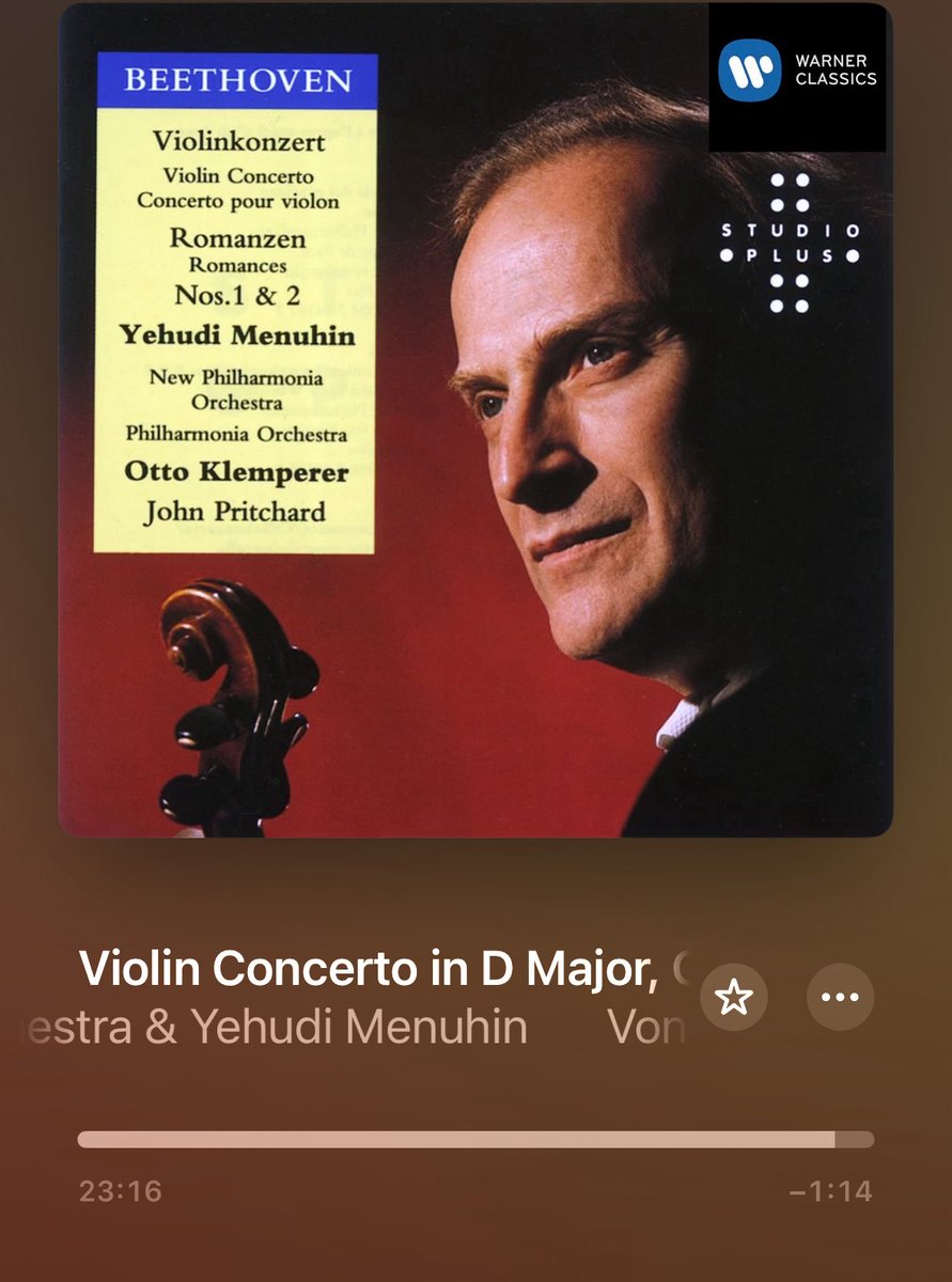 igorpianist's tweet image. Als hätte sich ein Engel dazu entschlossen, Mensch zu werden, sich eine Geige zu kaufen und die Welt damit schöner zu machen.